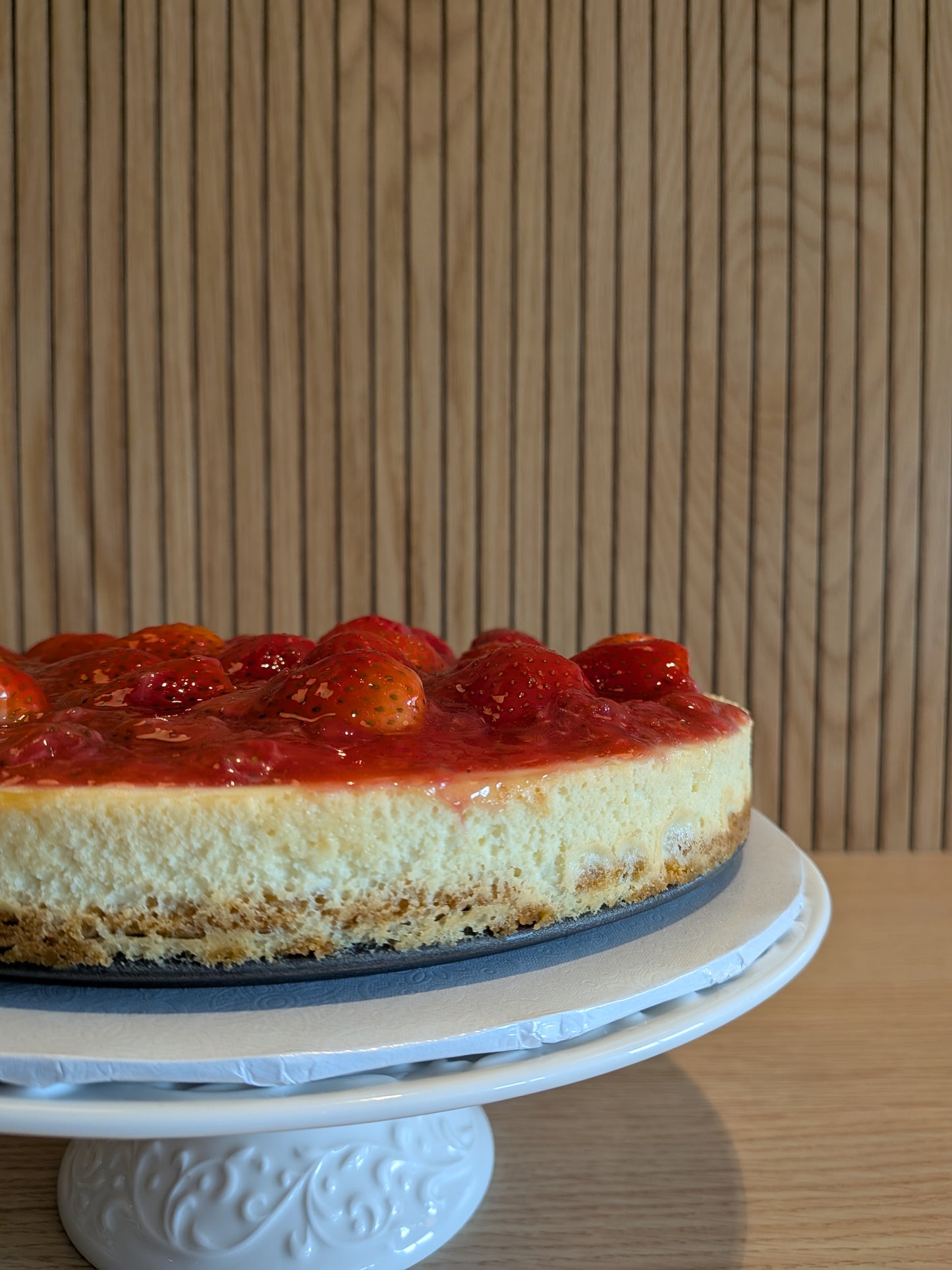 Classic 9" Cheesecake - Fresh Strawberry Topping